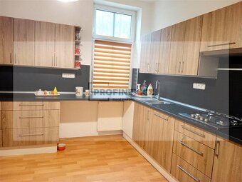 Prodej vily z počátku 20. století v Kraslicích - 8