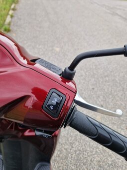 Honda Vision 110 - 8