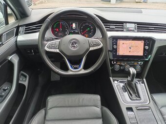 VW Passat B8 GTE 1.4 eTSI 160kW DSG R-Line Webasto Matrix - 8
