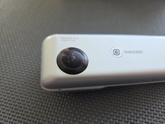 Kamera Insta360 nano - 8