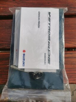 Suzuki V-Strom 800 DE - 8