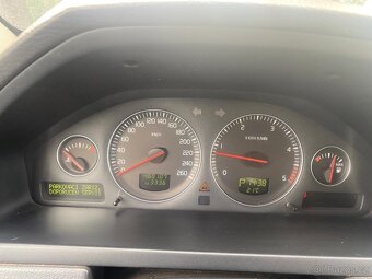 VOLVO XC90 - 8