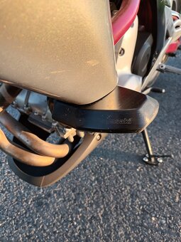 Kawasaki ER6 - 8