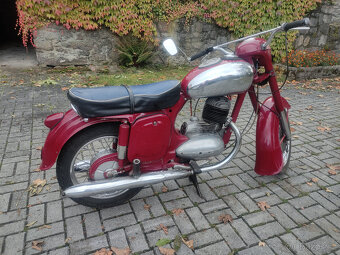 JAWA 250/353 - 8