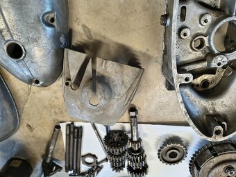 Prodám motor na Jawa 250 pérák - 8