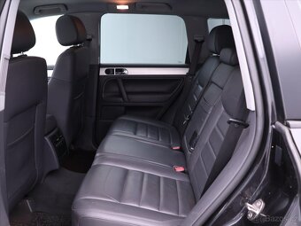 Volkswagen Touareg 3,0 TDI 165kW 4Motion Rozvody (2007) - 8