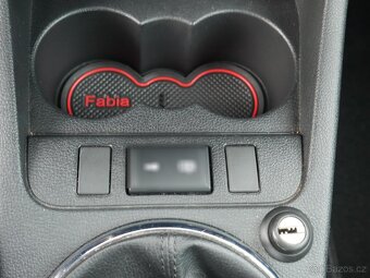 Škoda Fabia II 1.2 TSi , 63 kW benzín, 2010 - 8