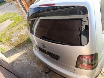 VW Touran 2.0tdi 103kw bmm freestyle 2009 - 8