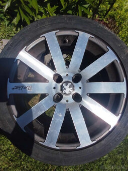 Letní gumy 225/45 R17 + alu kola 7,5Jx17H2 - 8