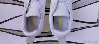 KOŽENÉ BOTASKY NIKE - vel. 45,5 - 8