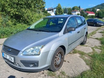 Ford Focus MK2 1.6 kombi benzín - 8