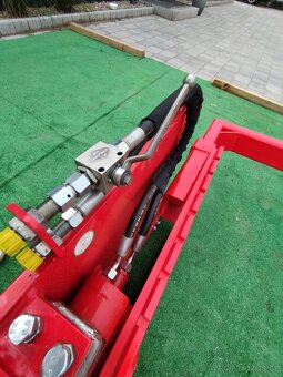 Otočné Zařízení Pro Nakladače ISO2 / EURO - 8