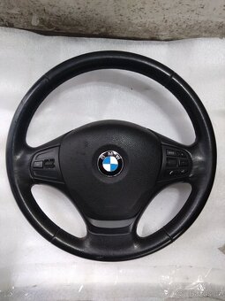 Volant BMW - 8