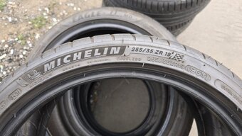 Letní pneu 255/35/19 Michelin - 8