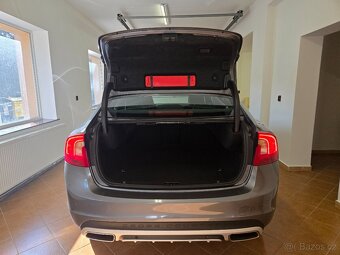 Volvo S60 Cross Country Summum 2,0d 140kW - 8
