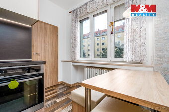 Prodej bytu 3+1, 77 m², Praha, ul. Čeljabinská - 8