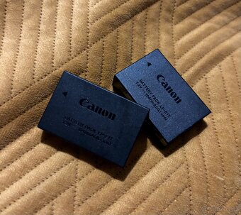 Canon EOS RP + RF 24-105 mm (včetně všeho, co je v popisu) - 8