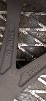 BMW kola letní r18 - 8