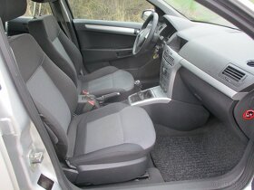 Opel Astra 1.6i 16v 85kW TWINPORT BEZ KOROZE 2010 - 8