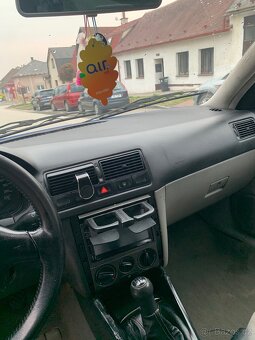 Vw bora 1.9 TDi - 8