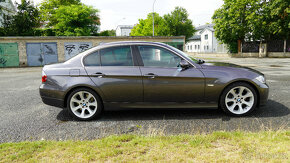 BMW E90 330i 190kW - 8