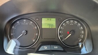 Škoda Fabia kombi 1.2 TSI model Family rok 2011 - 8