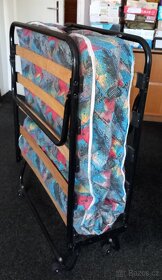 Židle, stůl,dětské židličky,rozkládací postel - 8