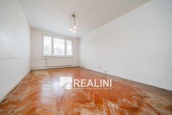 Prodej bytu 2+1 s převodem do osobního vlastnictví, 54 m2 v - 8