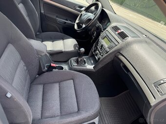 Škoda Octavia 1.6FSI SUPER STAV - 8