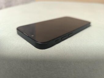 iPhone 13 mini 128 GB – černý - 8