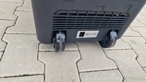 Prodam kompresorová autolednika 35l nova - 8