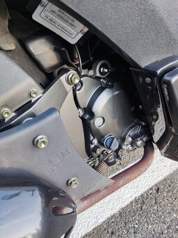 Skútr 125 11kw Benelli - 8