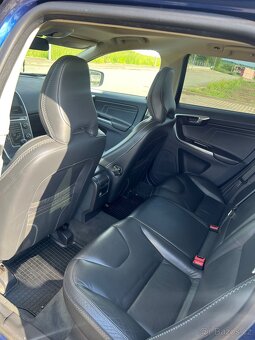 Volvo XC60 Ocean Race 2.4D 120 kW - 8