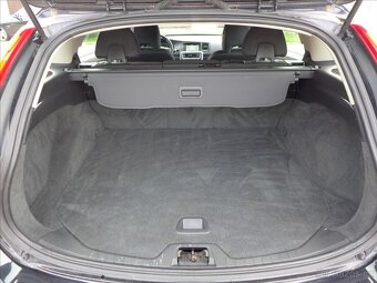 Volvo V60 1,6 D DIGI AC NAVI SERVIS 1.M - 8