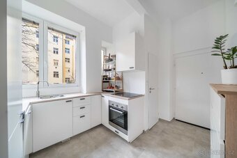 Byt Edvarda Beneše Plzen 3+1 - 72m2 - 8