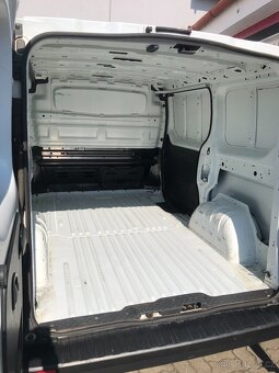 Renault Trafic III 1,6 dCi Cool - 8