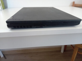 Lenovo ThinkPad P50 - 8