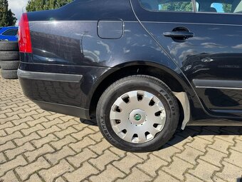Škoda Octavia 1,6 MPI 75 KW STK SK - 8