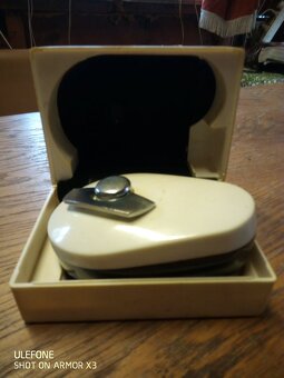 Prodám funkční retro  fén a holicí strojeK - 8