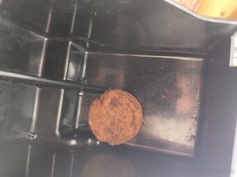 Prodám kávovar DeLonghi Magnifica ECAM 22.360.S - 8