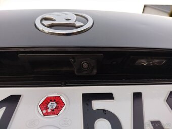 Superb 3, 1.4TSi 110kw Style +, benzín, Čr, Servisní knížka - 8