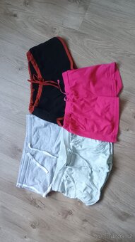 Dívčí oblečení 18 ks - 8