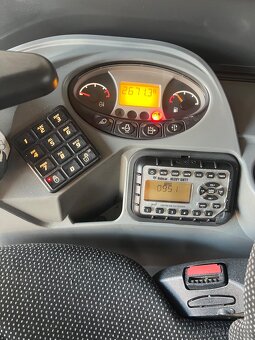 Minibagr Bobcat E19 - 8