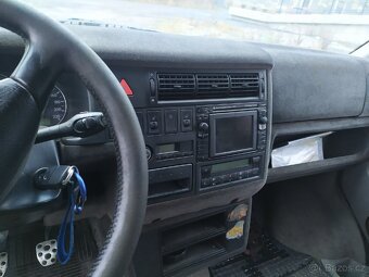 Prodám díly z VW T4 Multivan generation 111kw - 8