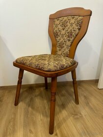 6 kusů dřevěných židlí na chalupu - 8