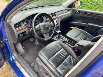 Škoda Superb 2.0 TDI 4x4 DSG moc hezký - 8
