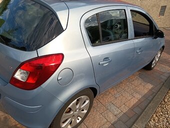 Opět Corsa 1.2 16v,rok2008,org.112tkm,5veř,po STK - 8