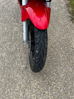 Honda cbr 125r - 8