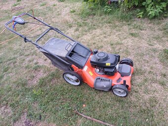 Ruční kočárková sekačka Husqvarna - 8
