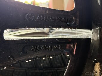 Zimná sada Mercedes-AMG 5 Twin-Spoke R19 Dvojrozmer - 8
